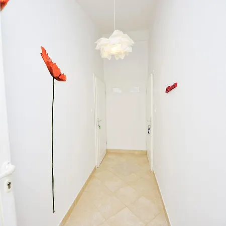 More-1 By Interhome Lägenhet *