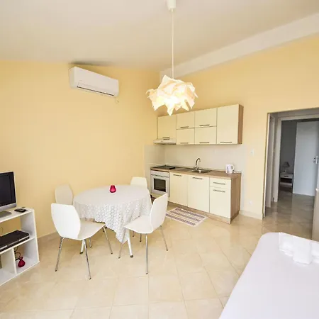 More-1 By Interhome Apartment Ražanj